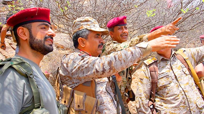فريق من وزارة الدفاع يتفقد جبهات القتال في الساحل الغربي